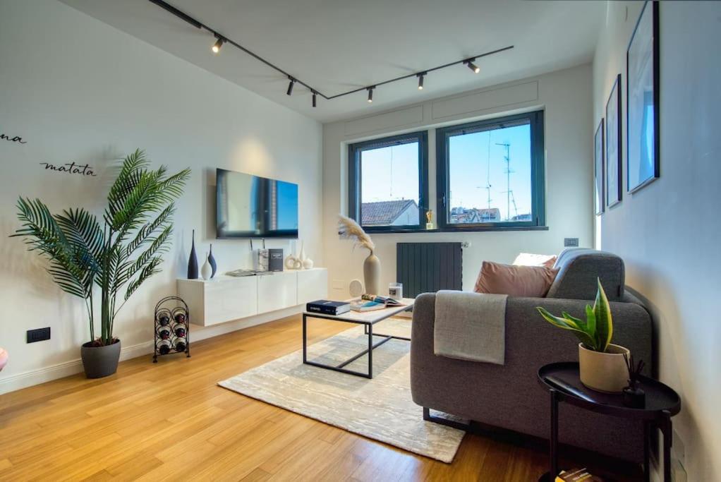 מילאנו Italianflat - Canal Couture, Navigli Luxury Retreat מראה חיצוני תמונה