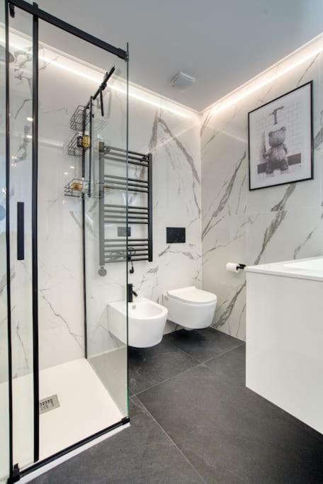 מילאנו Italianflat - Canal Couture, Navigli Luxury Retreat מראה חיצוני תמונה