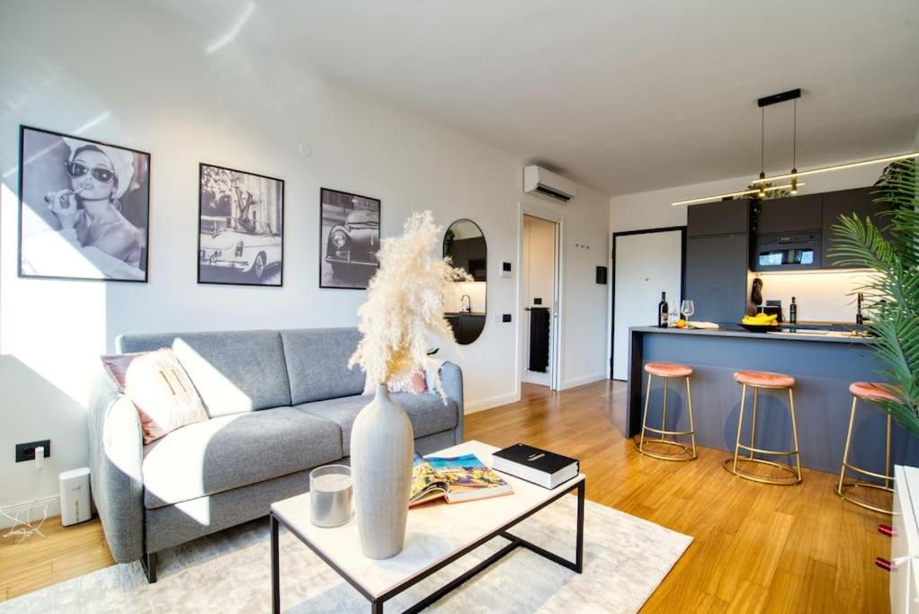 מילאנו Italianflat - Canal Couture, Navigli Luxury Retreat מראה חיצוני תמונה