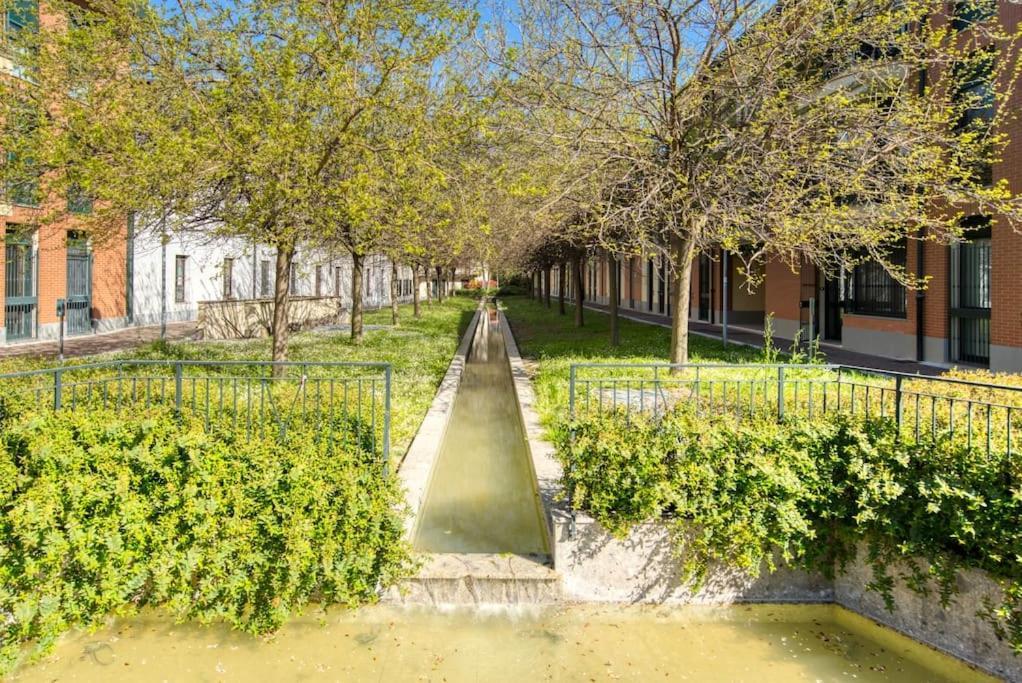 מילאנו Italianflat - Canal Couture, Navigli Luxury Retreat מראה חיצוני תמונה